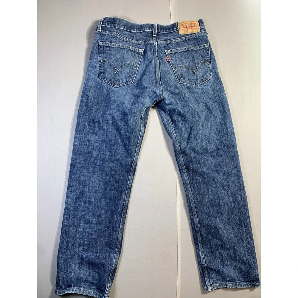 Levis 501 Men's Size 34x32 Button Fly Blue Jeans Straight Leg